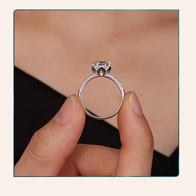 0.8 CT Moissanit Eternity Ring für Damen